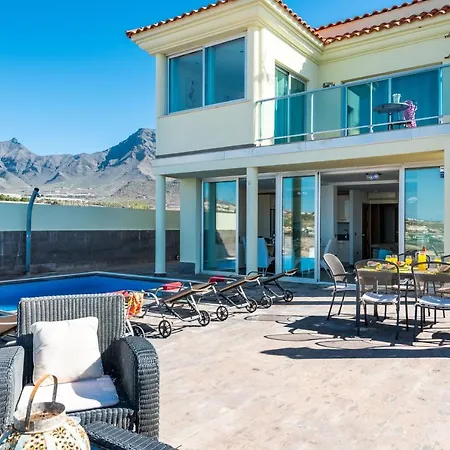 Infinity Caleta Ocean View Heated Pool Villa *